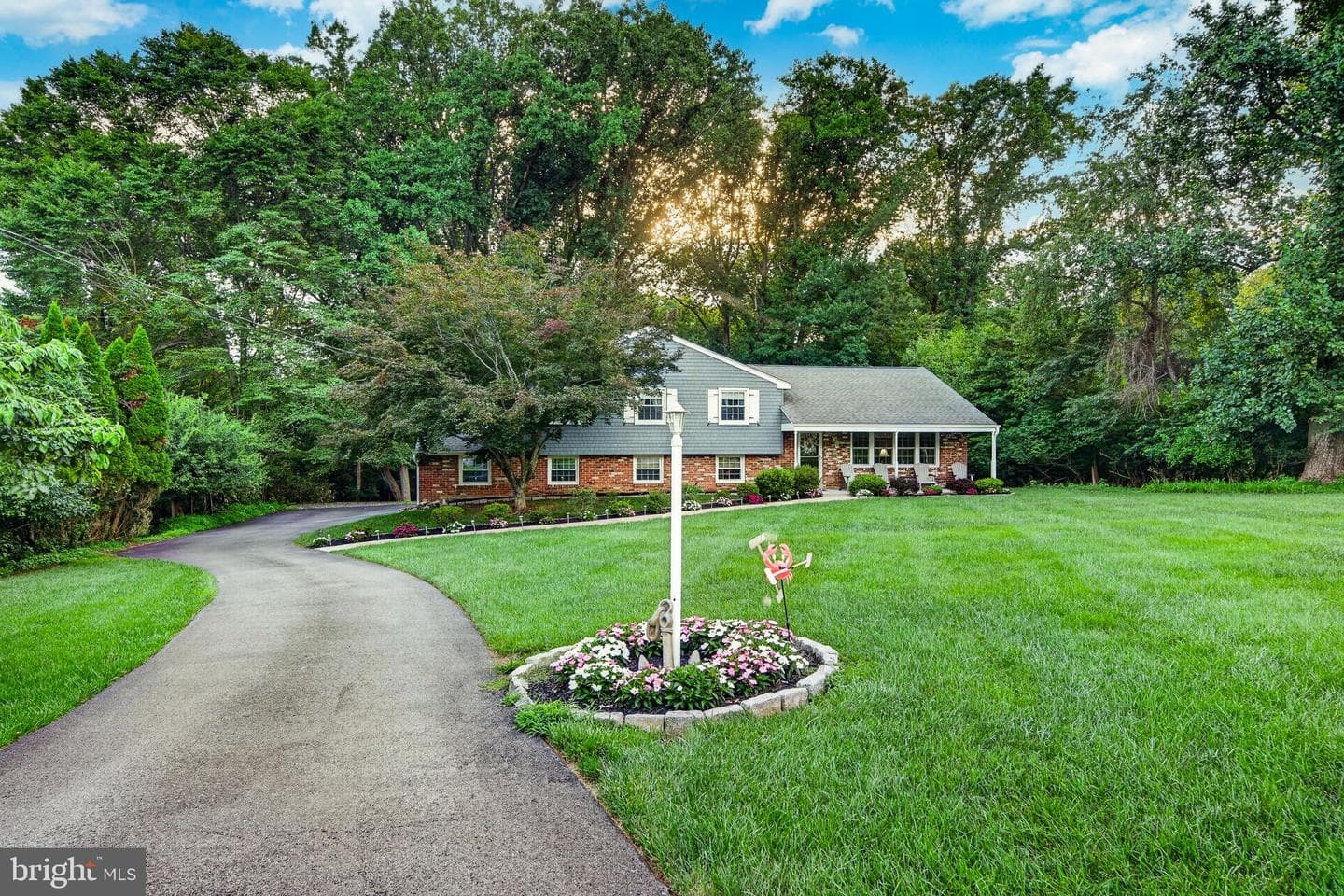 1022 Carolyn Drive photo 1