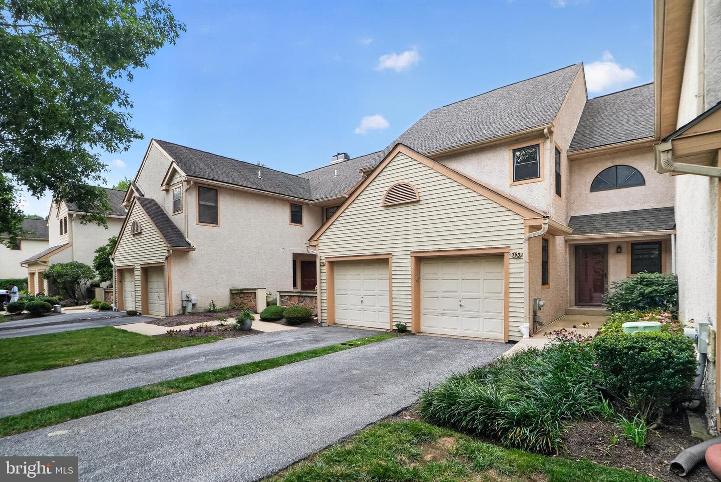 793 Brettingham Court #704 photo 1