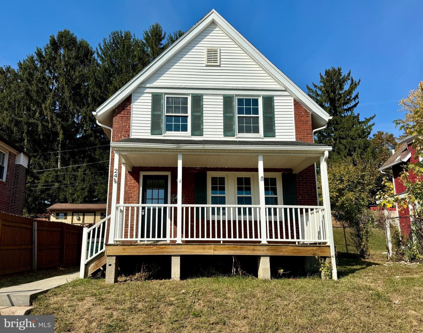 24 Lafayette Avenue photo 1