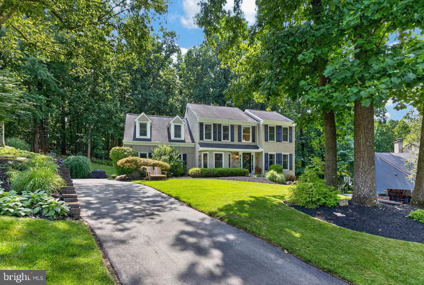 204 Buttonwood Drive photo 1