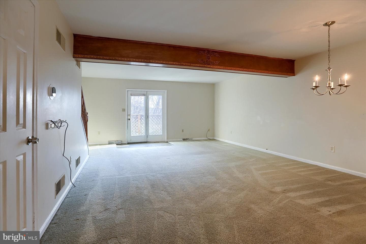 265 Worcester Avenue photo 10