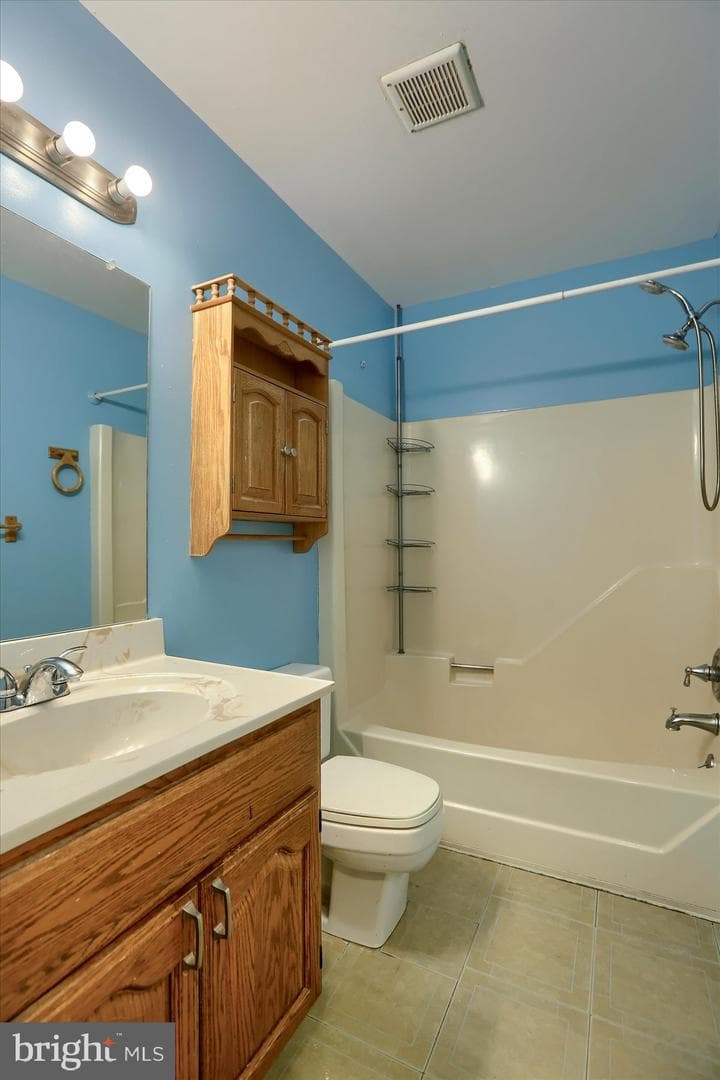 265 Worcester Avenue photo 20
