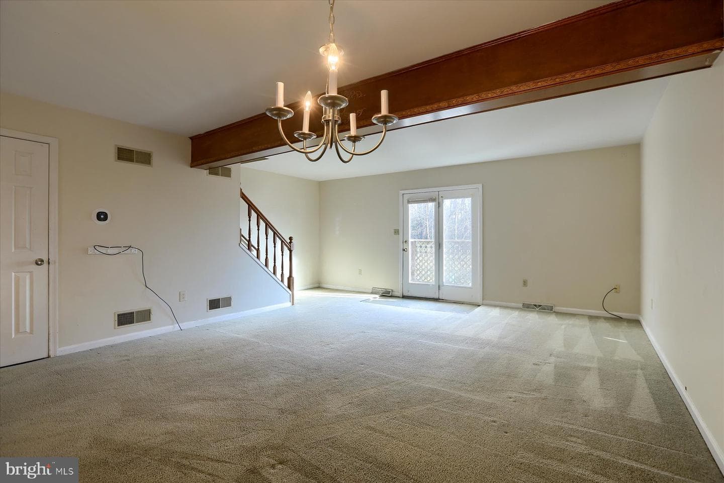 265 Worcester Avenue photo 9