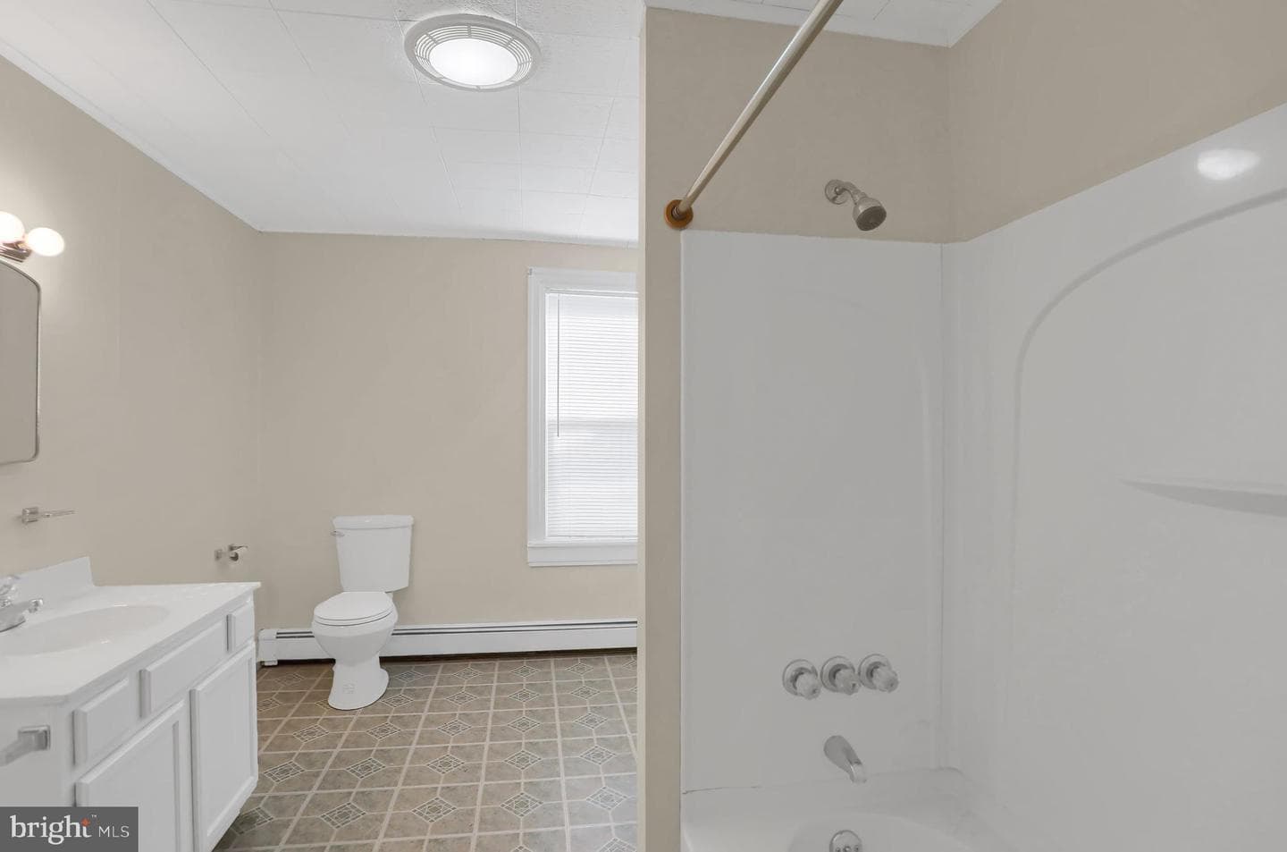 226 Armstrong Street photo 24
