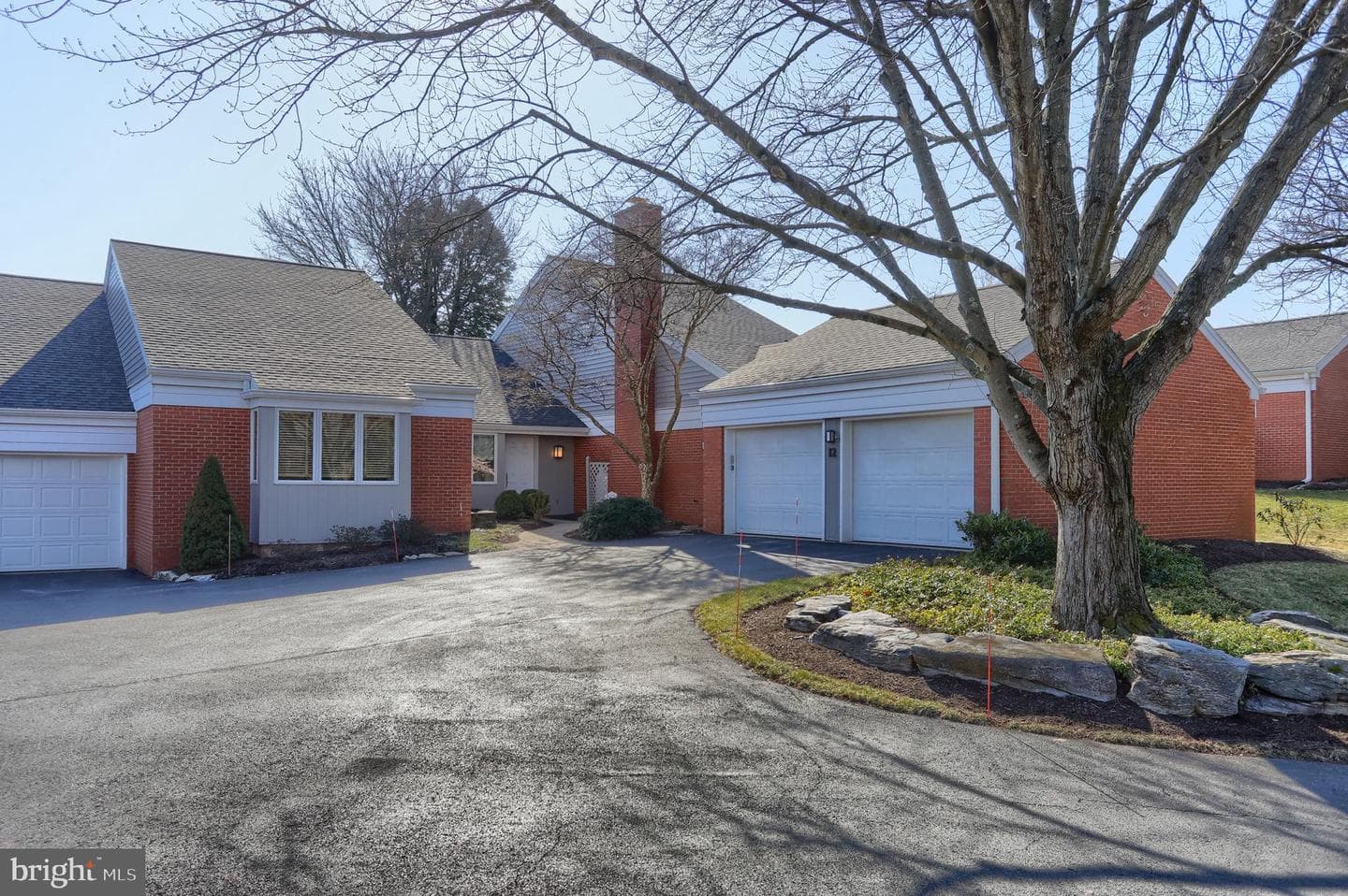 12 Spring Creek Manor photo 1