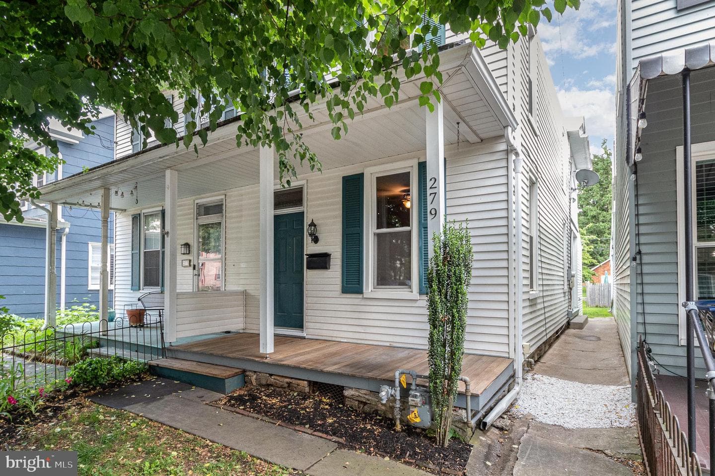 279 W Main Street photo 1