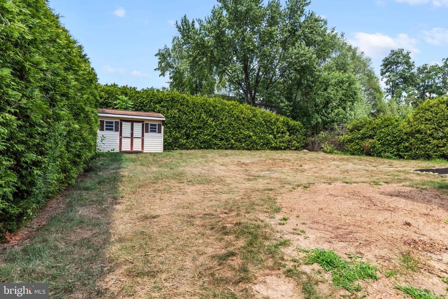 5714 Kenwood Avenue photo 32