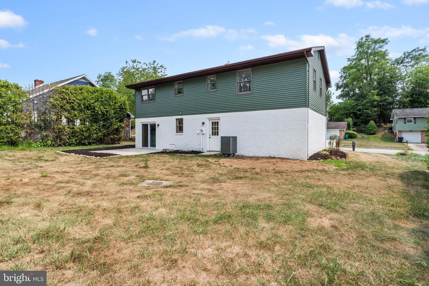 5714 Kenwood Avenue photo 34