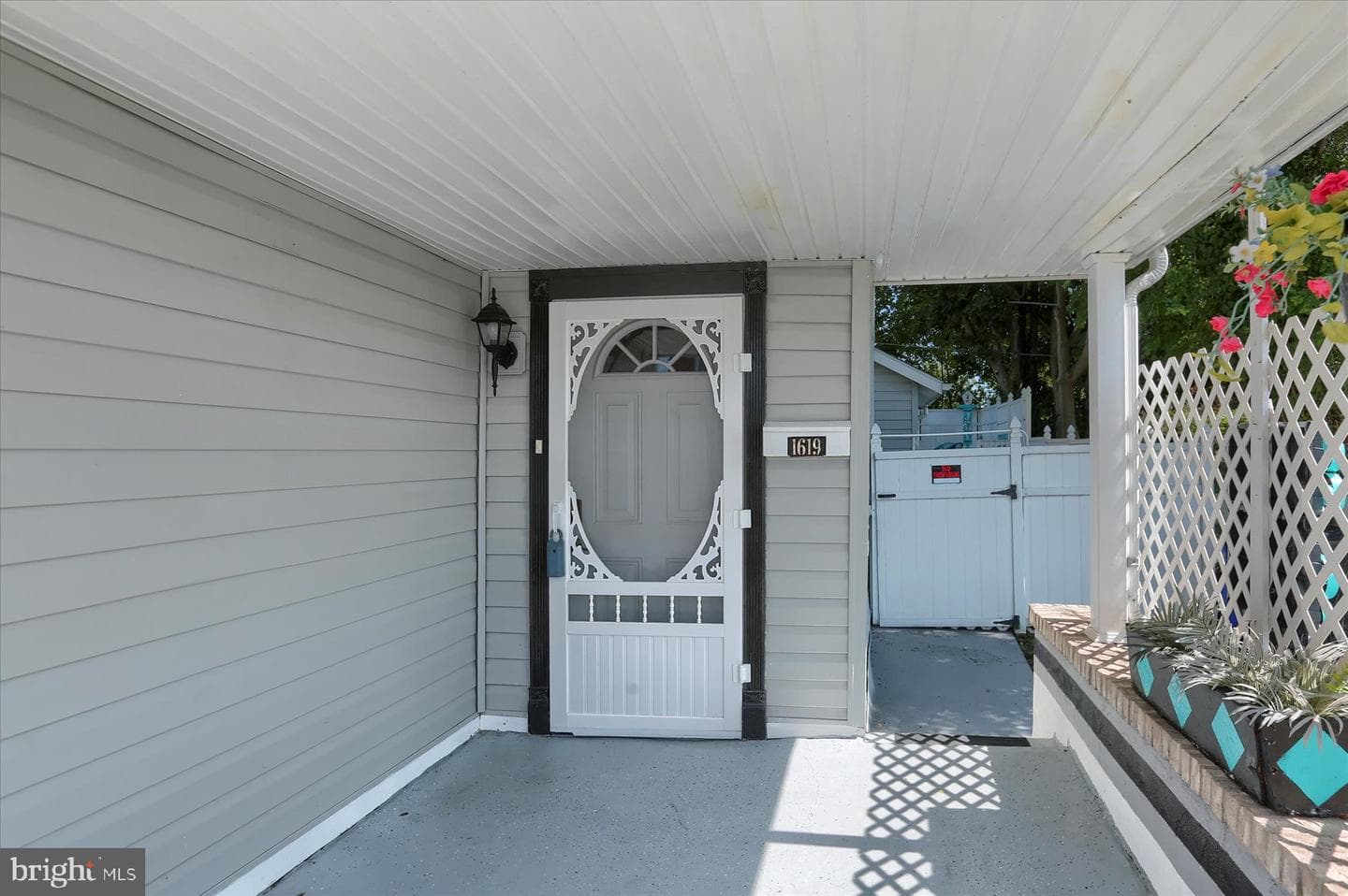 1619 N 5th Street photo 2