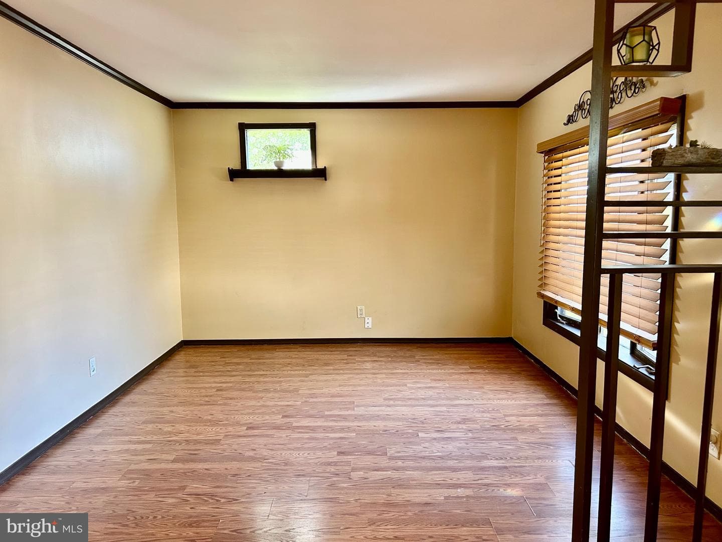 128 Juniper Street photo 3