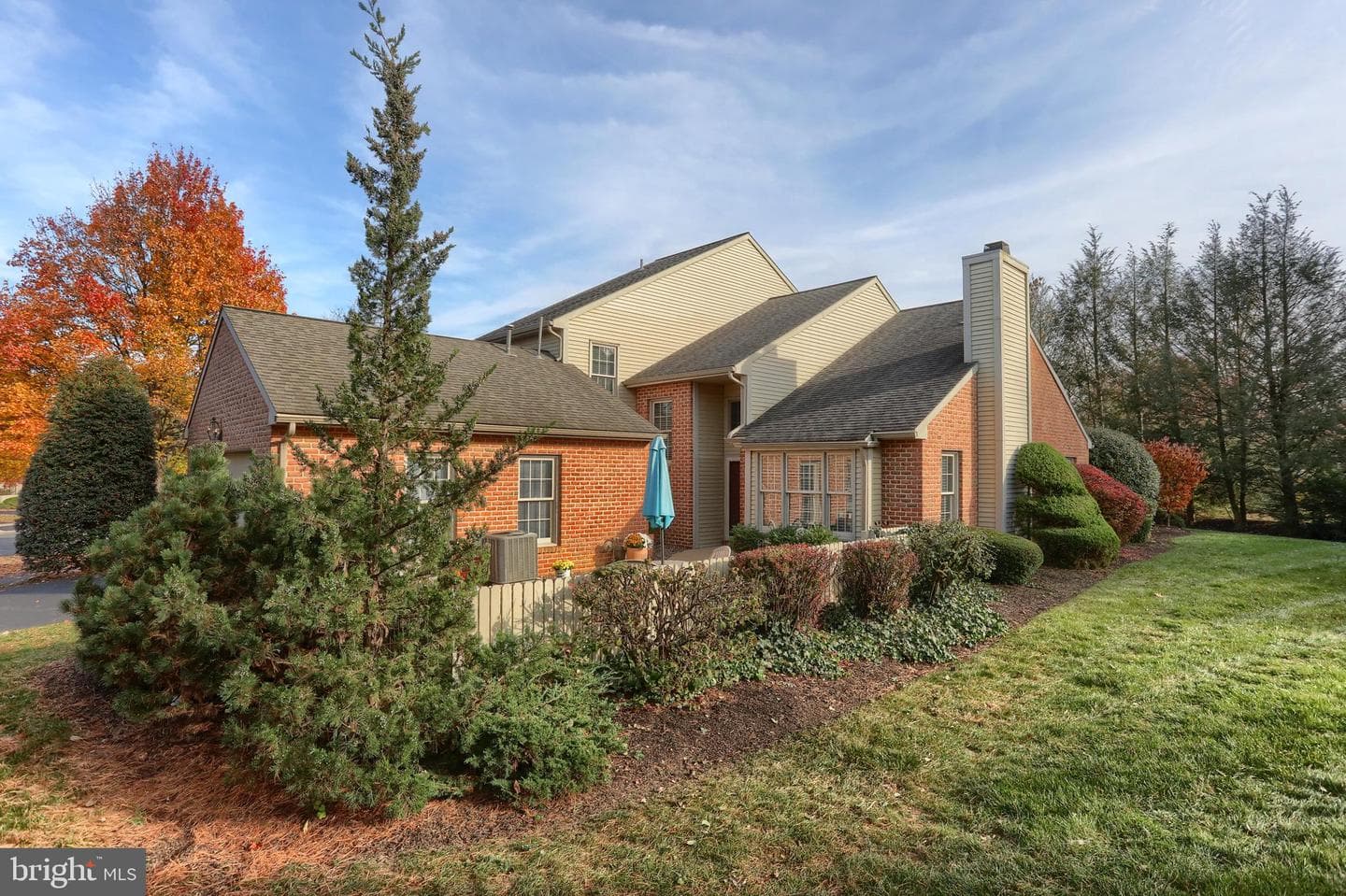 86 Cambridge Drive photo 2