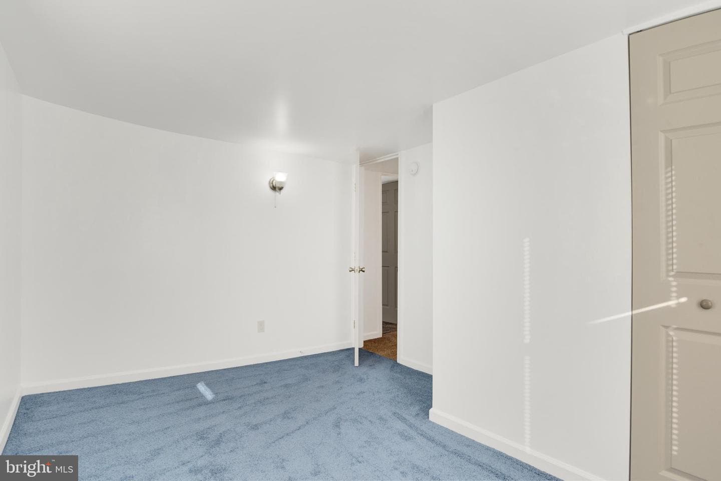 162 Penn Street photo 26