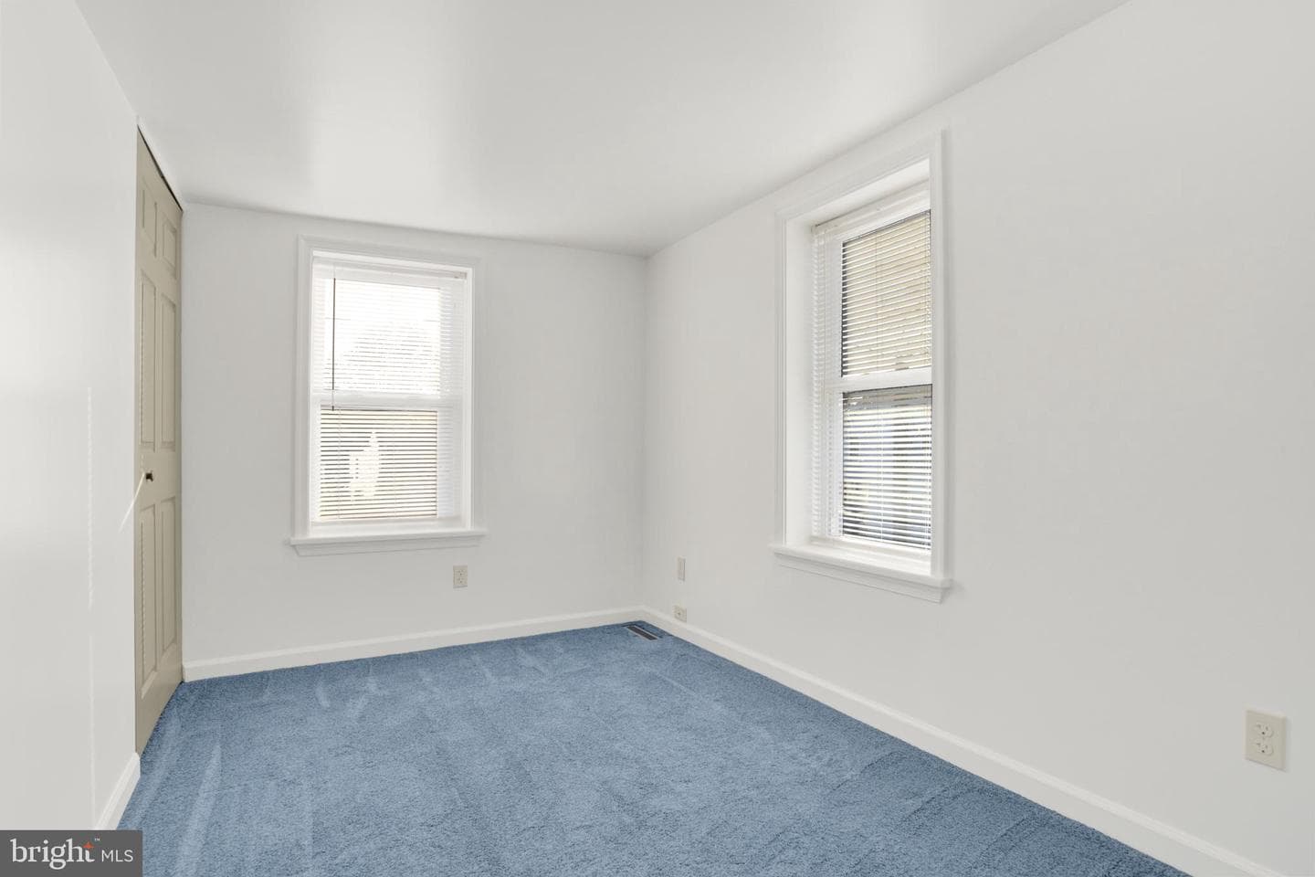 162 Penn Street photo 27