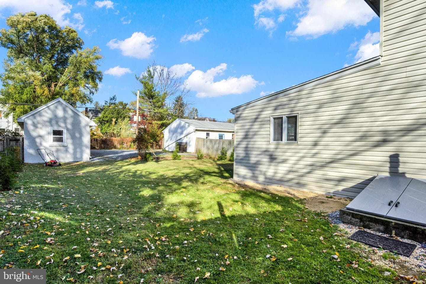 162 Penn Street photo 5