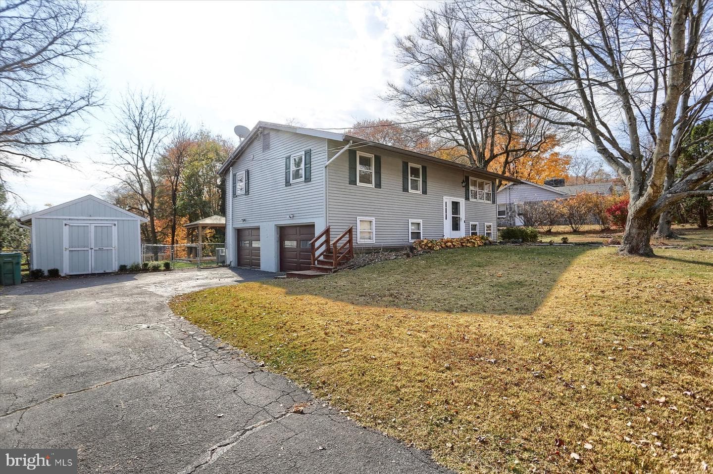 58 Valley Road photo 3