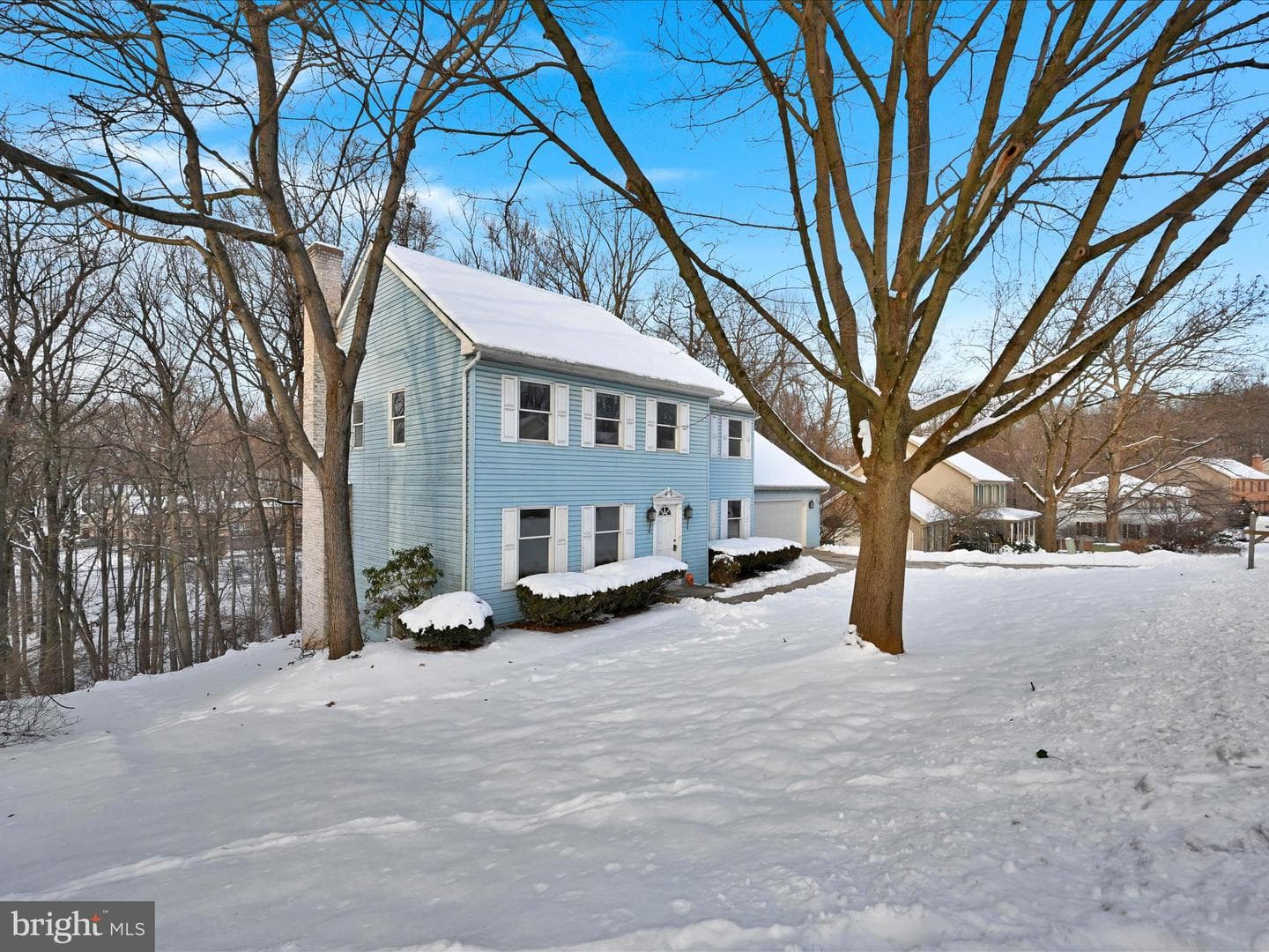 815 Zermatt Drive photo 2
