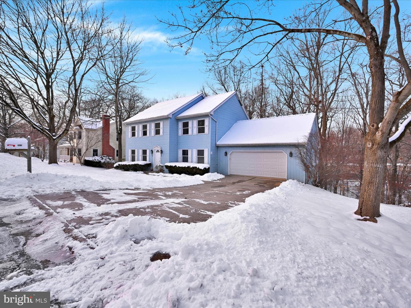 815 Zermatt Drive photo 3