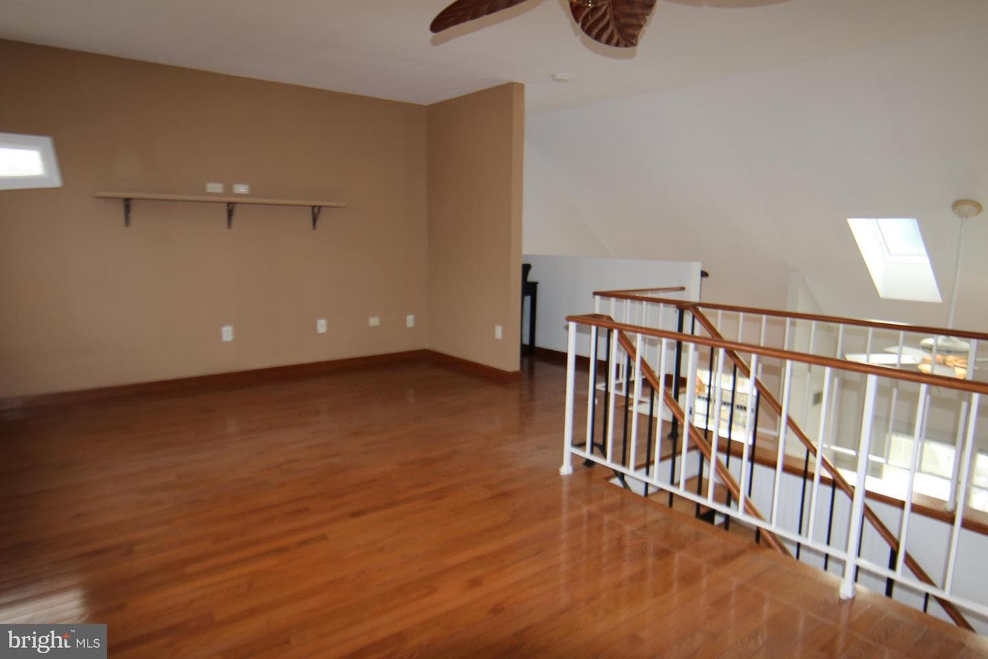 2139 Sycamore Drive photo 14