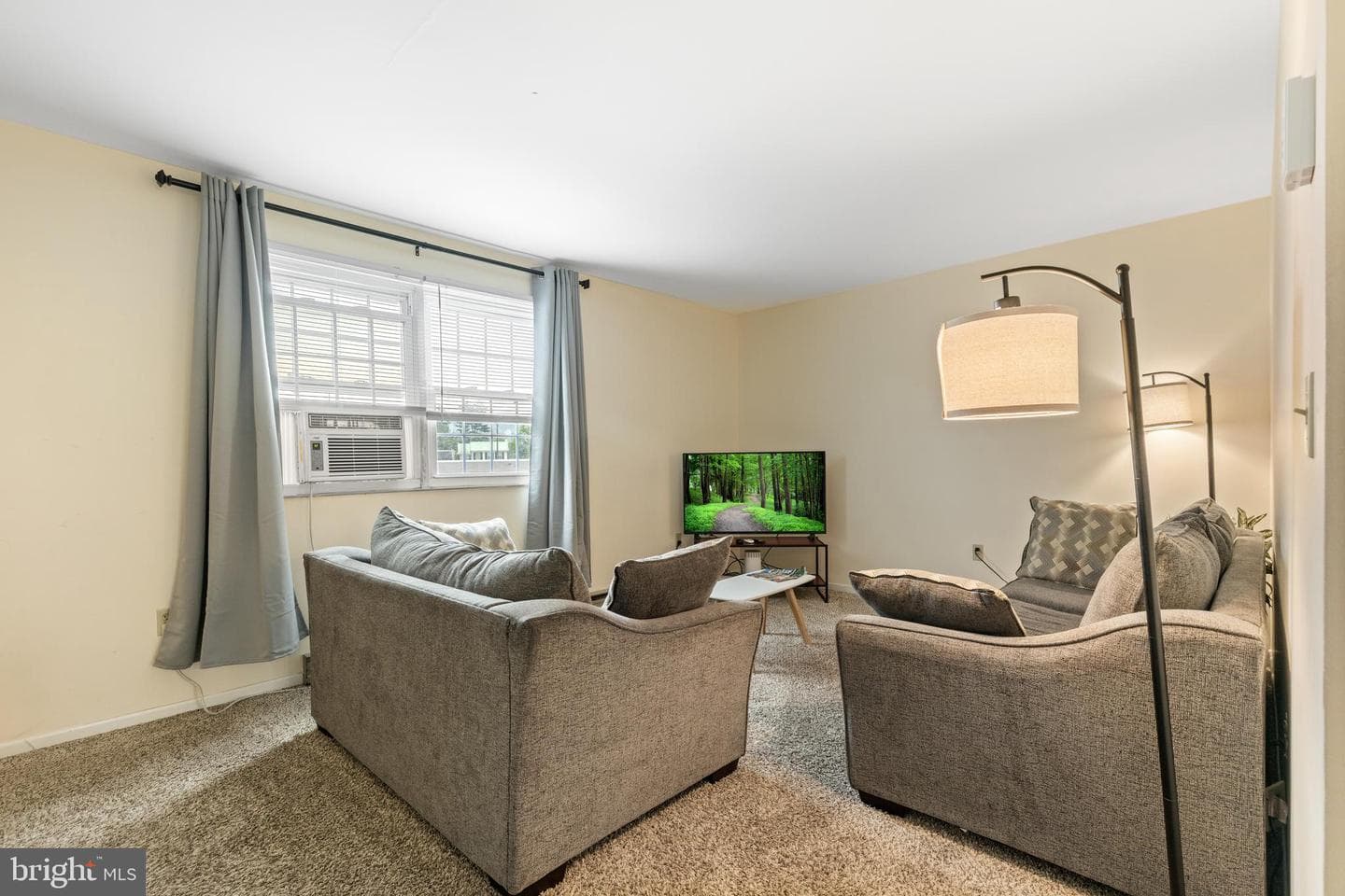 276 Broad Street photo 11