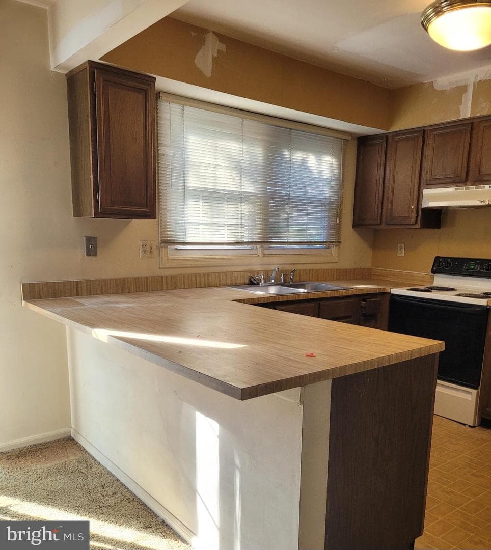 4471 Brooksvale Court photo 3