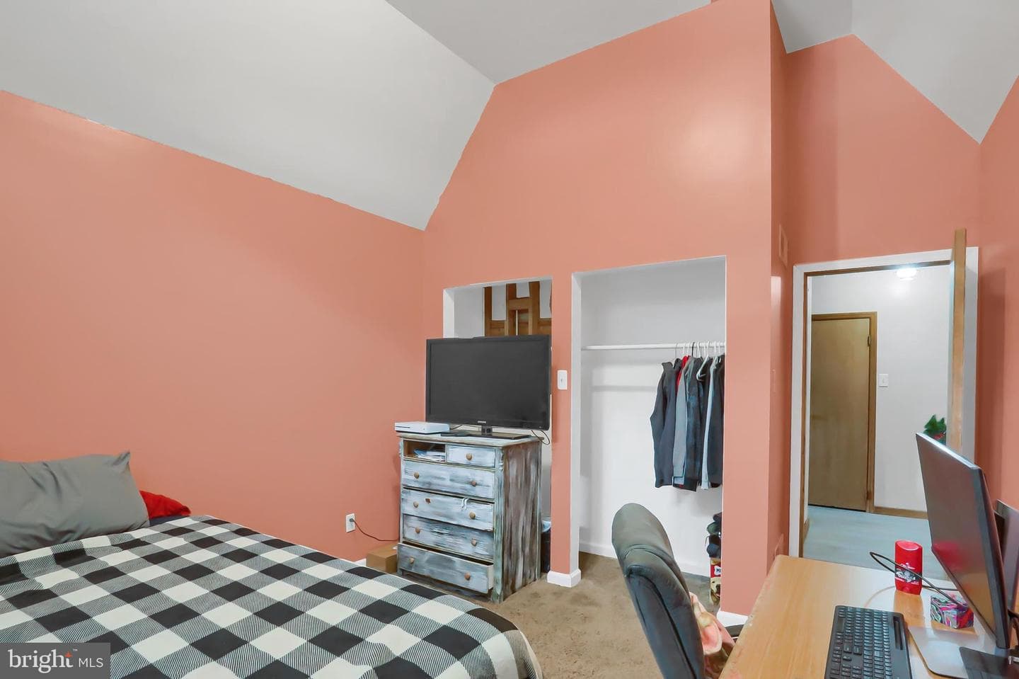 618 Julian Street photo 26
