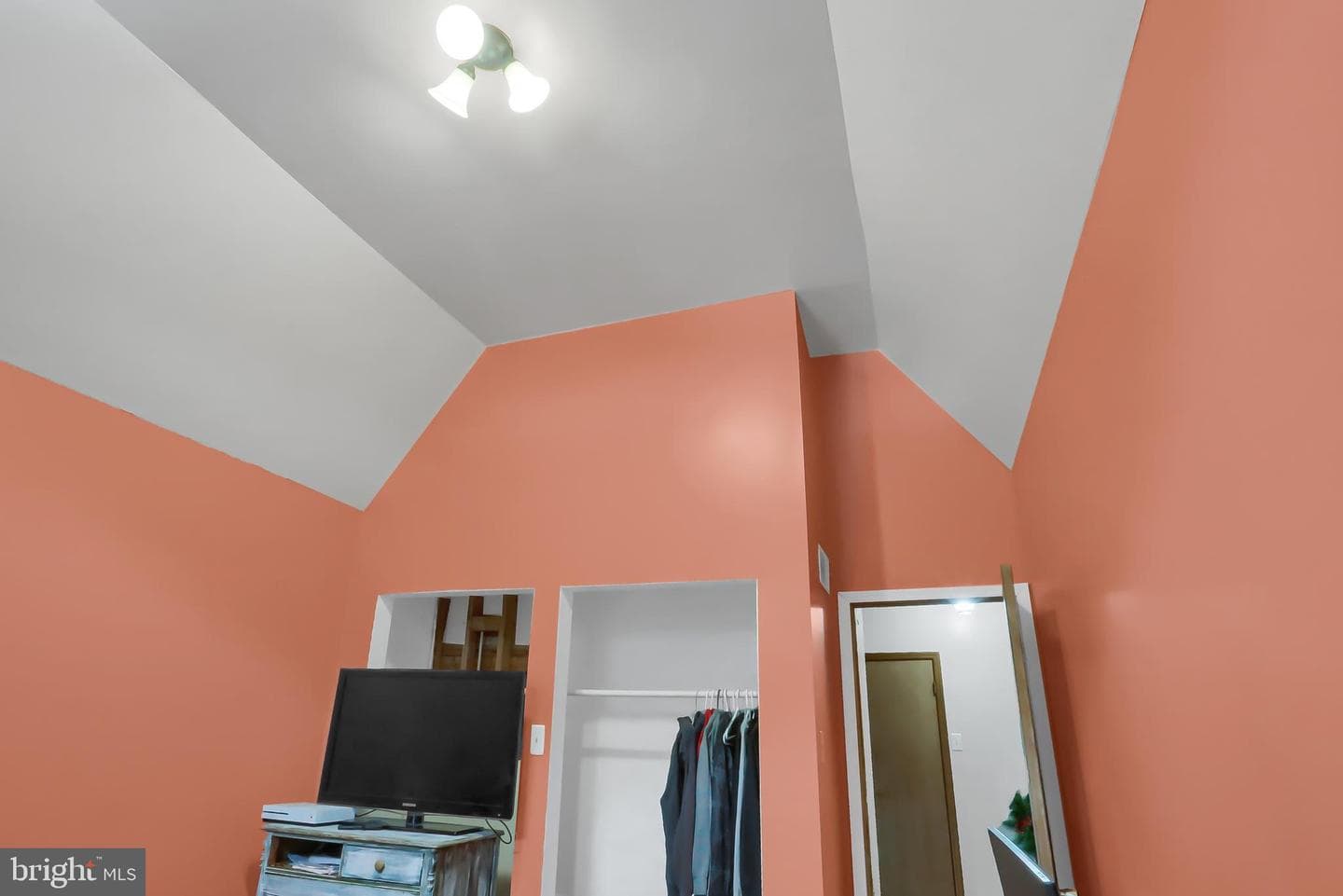 618 Julian Street photo 27