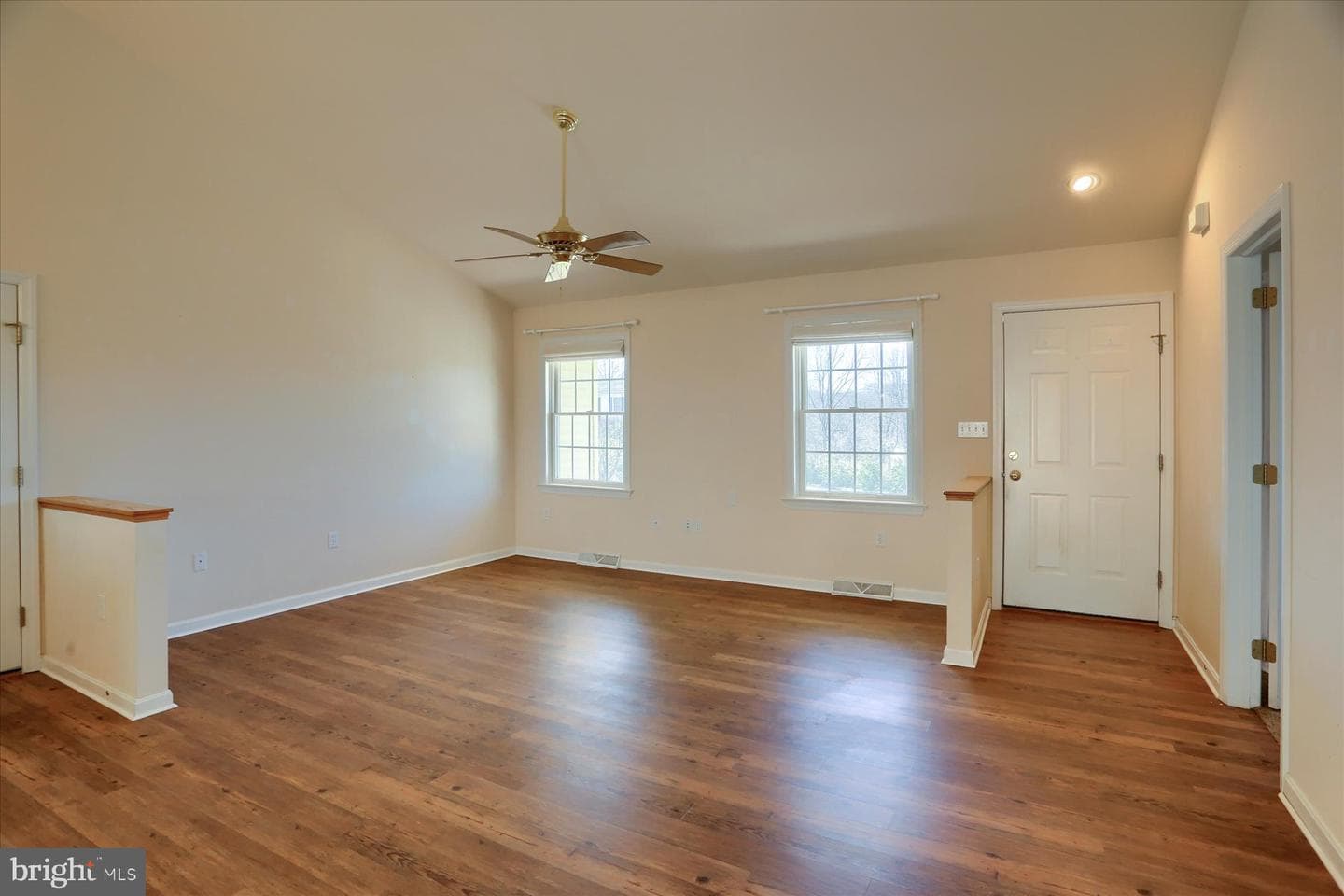 937 Debra Drive photo 7