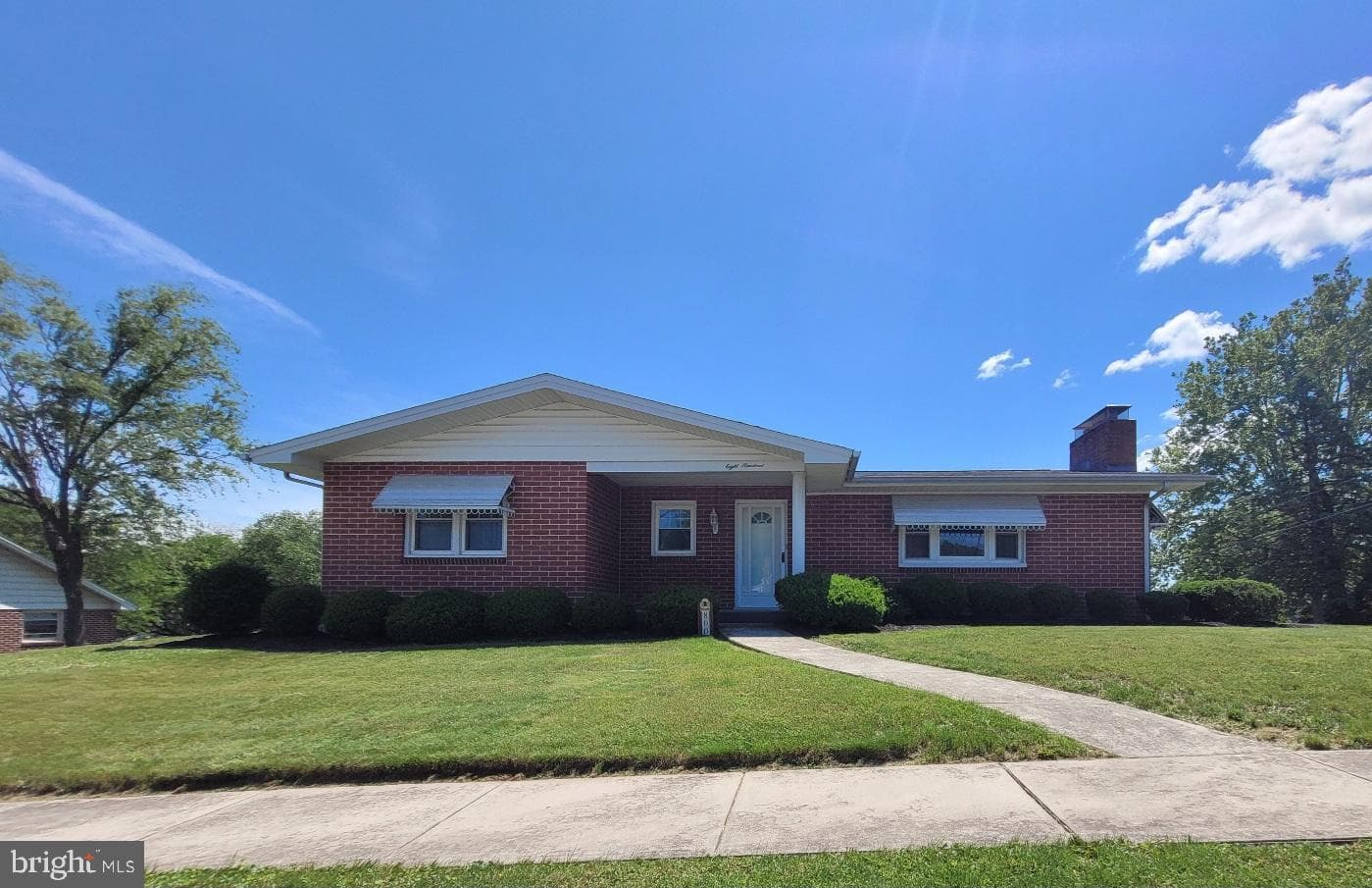 800 Deatrich Avenue photo 1