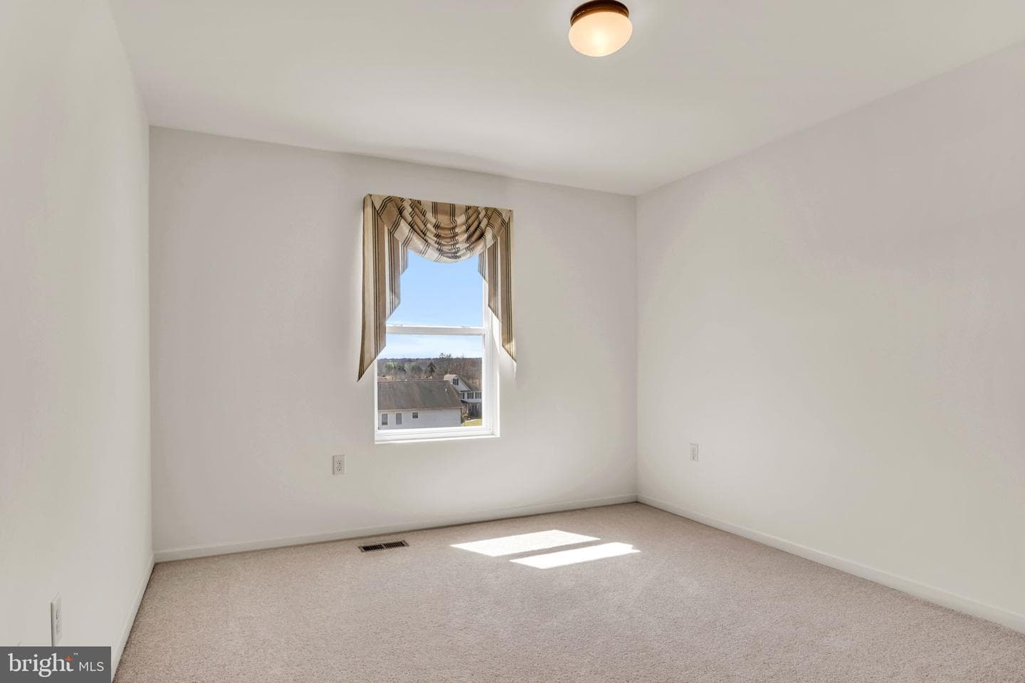 7314 Stoneridge Circle photo 34