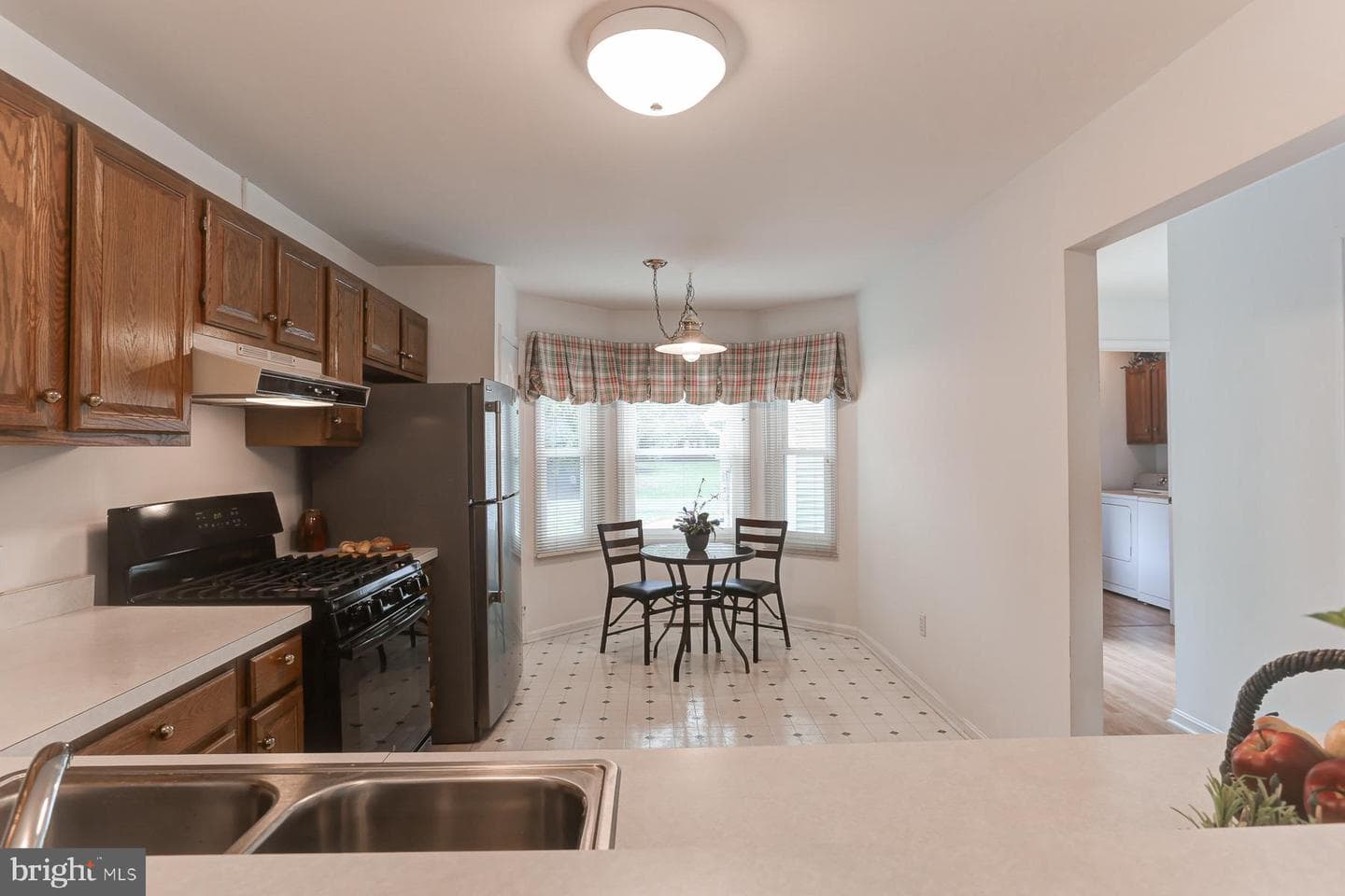 5702 Arklow Drive photo 9
