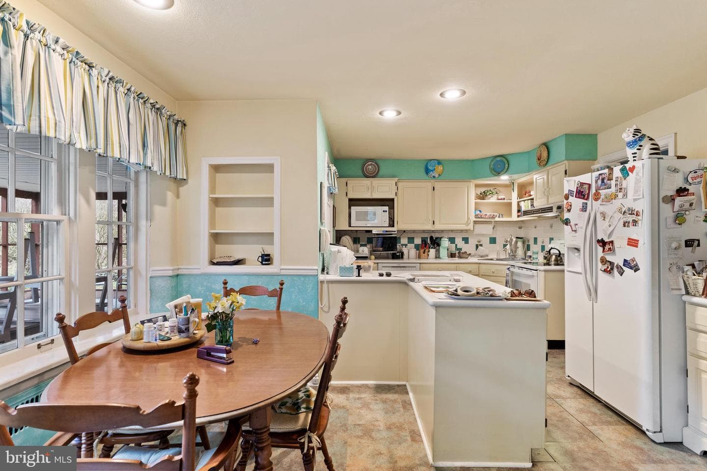 4033 Lexington Street photo 16
