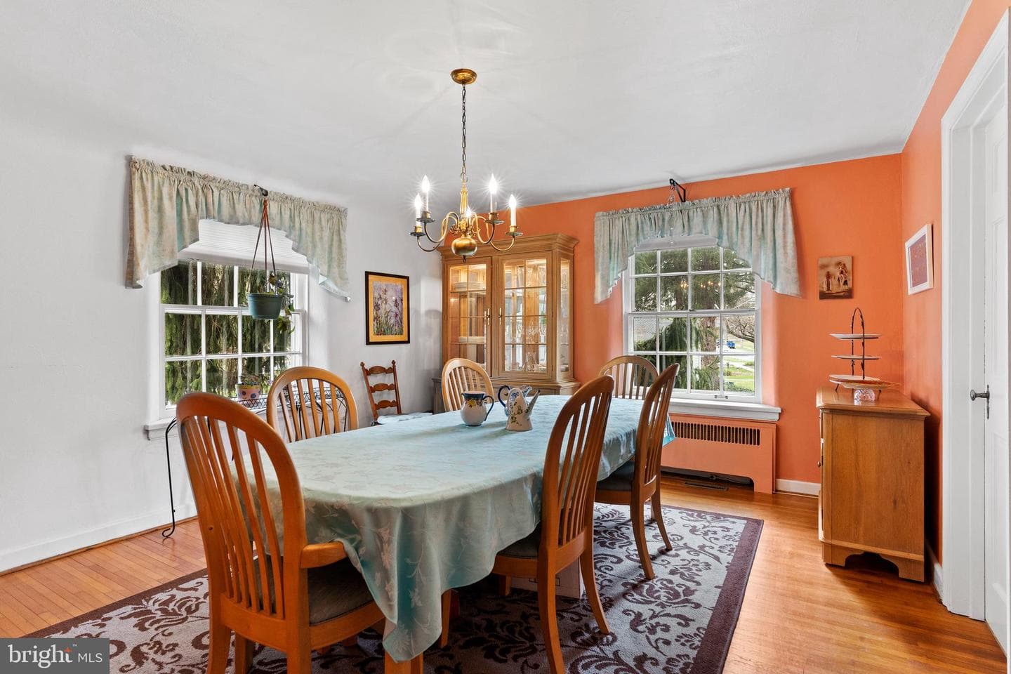 4033 Lexington Street photo 20