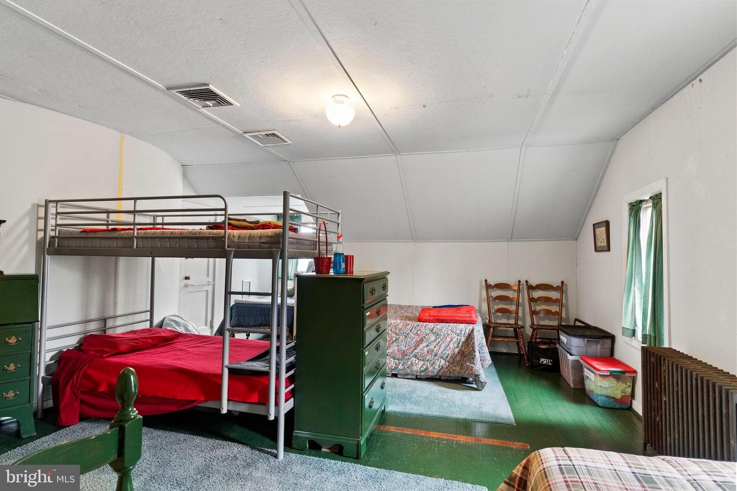 4033 Lexington Street photo 29