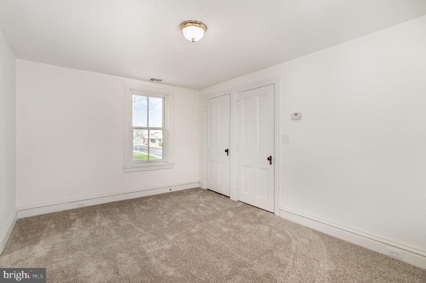 308 E Derry Road photo 36