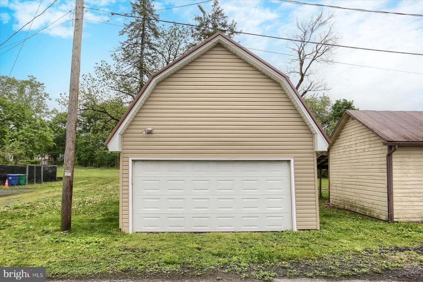 100 Holbrook Street photo 27