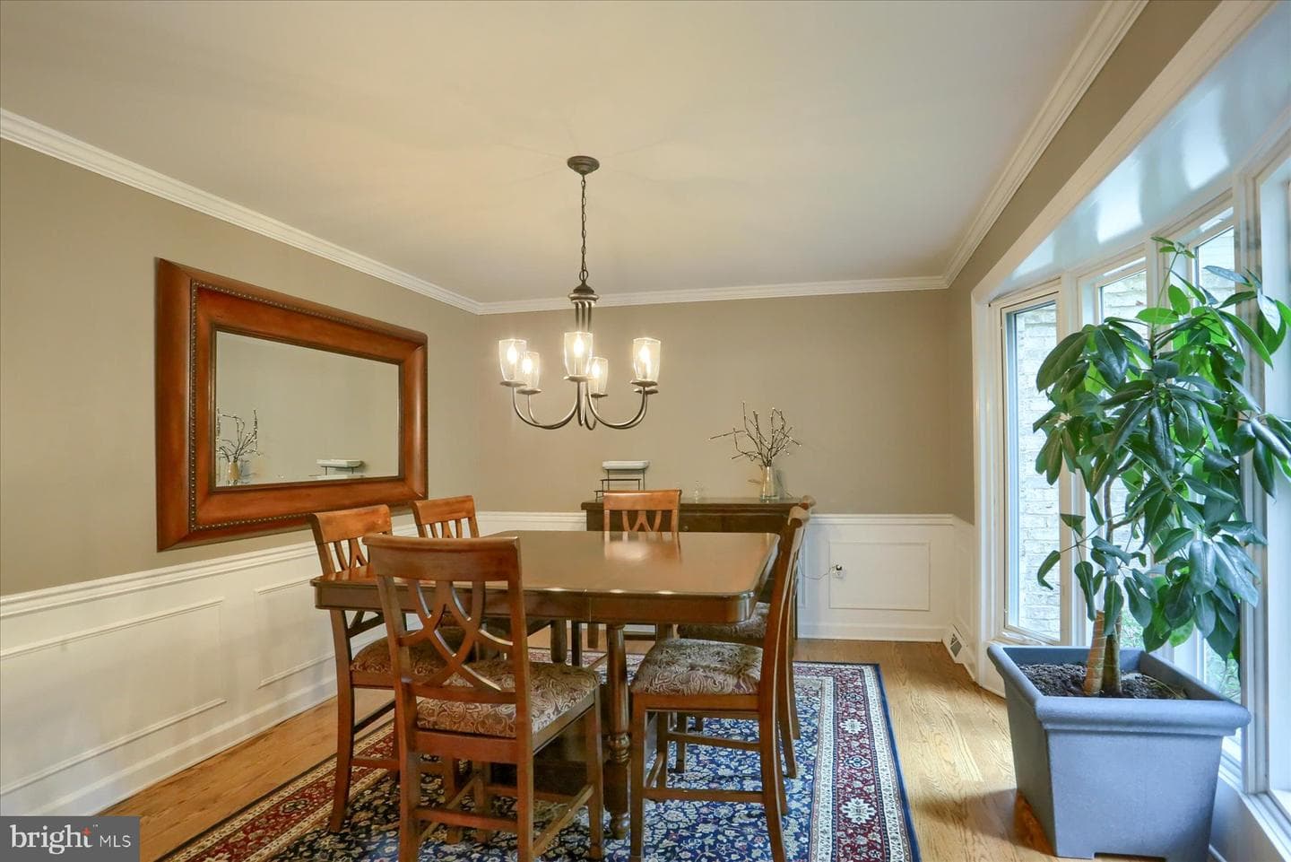 1715 Mountain View Road photo 7