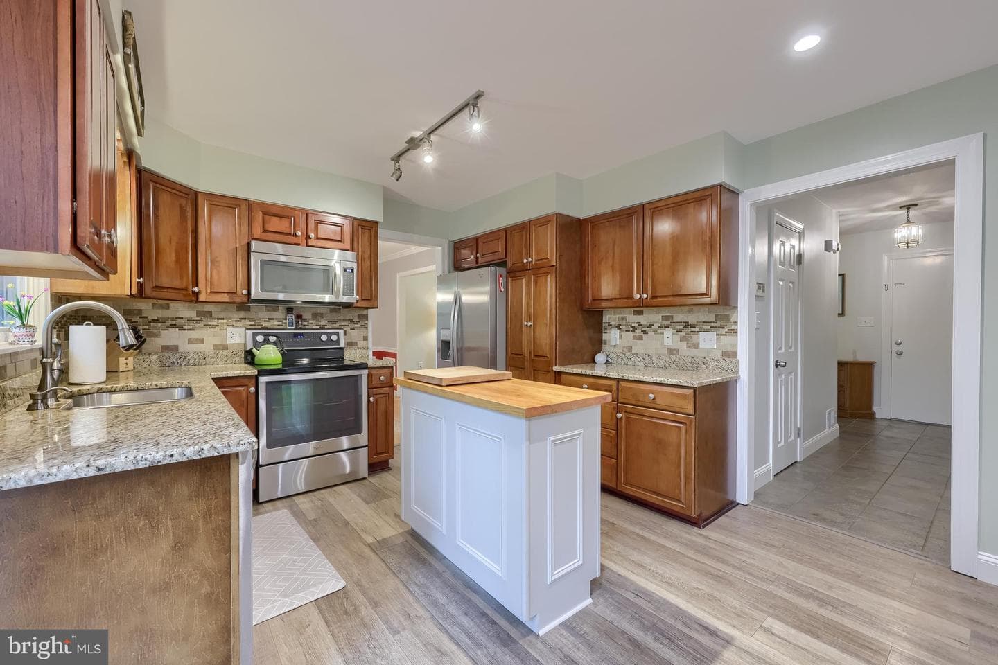 108 Woodridge Drive photo 31