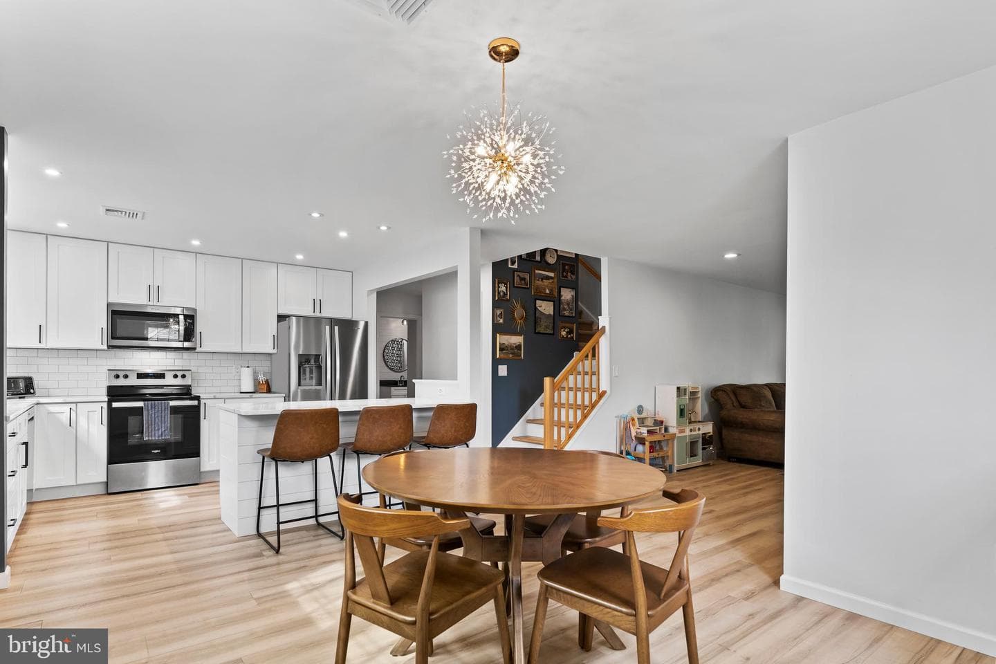 1827 Wexford Road photo 7