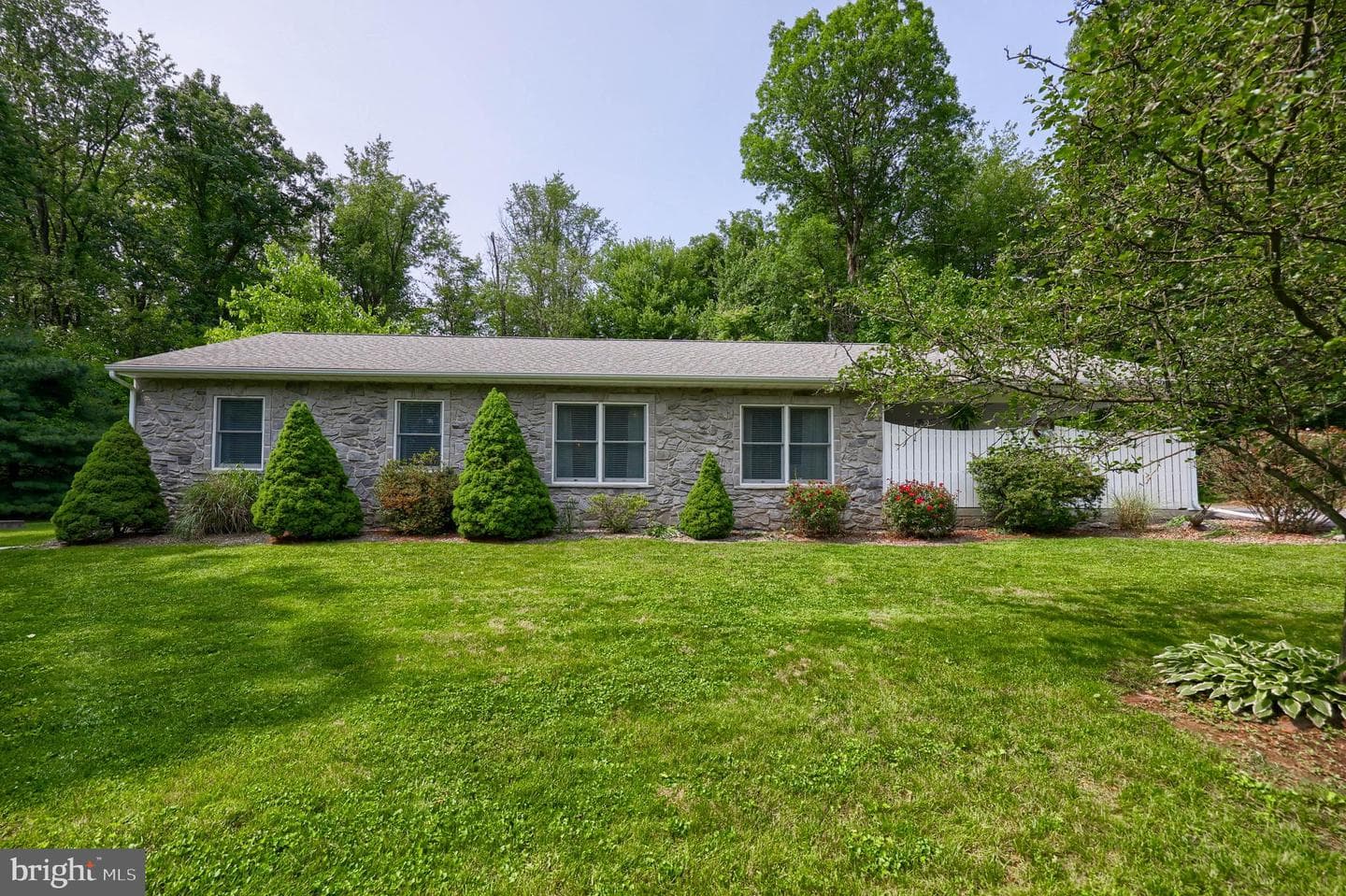 4748 Ridge Road photo 2