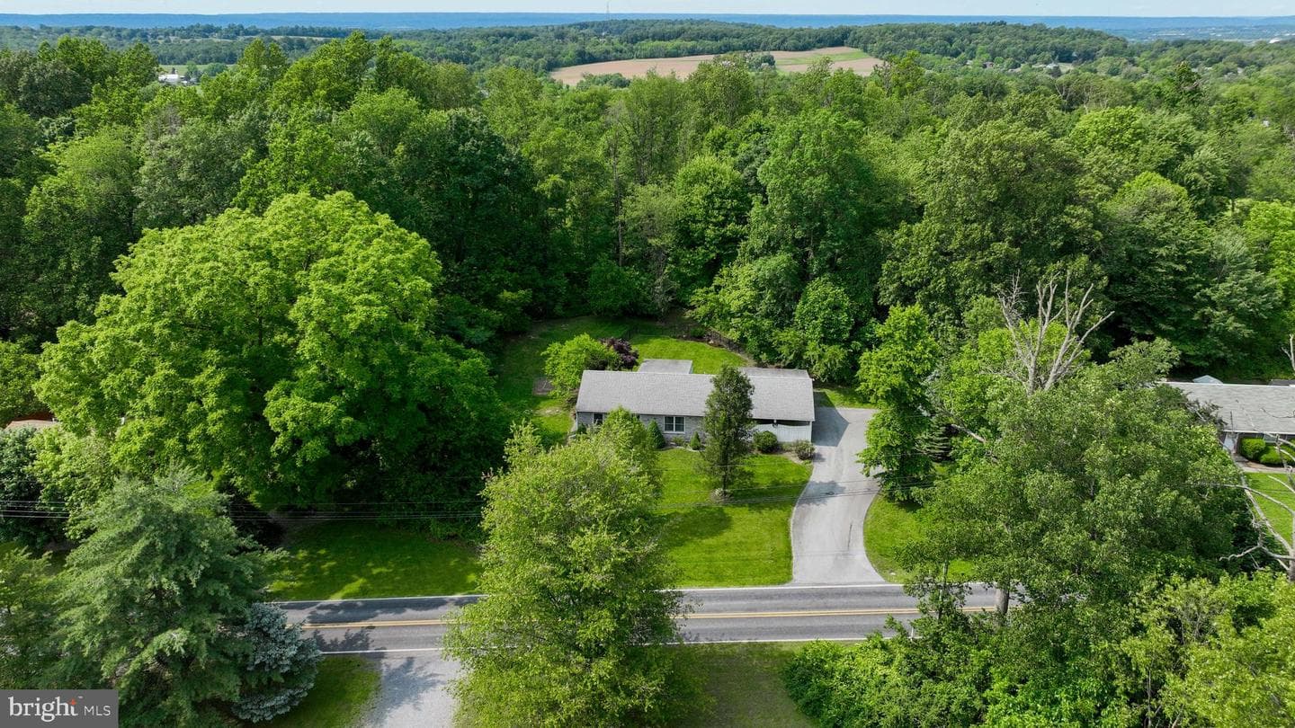 4748 Ridge Road photo 7