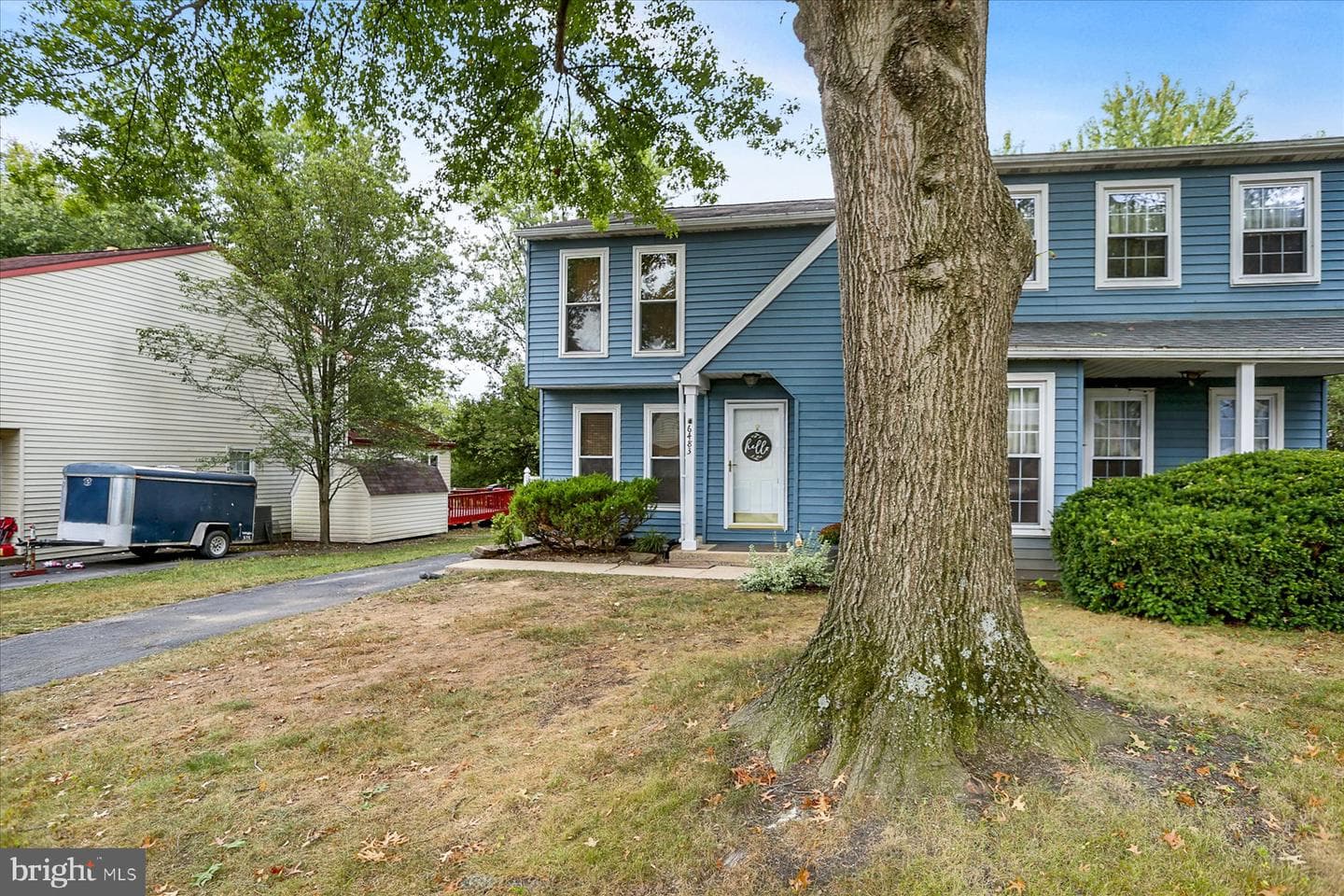 6483 Heatherfield Way photo 4