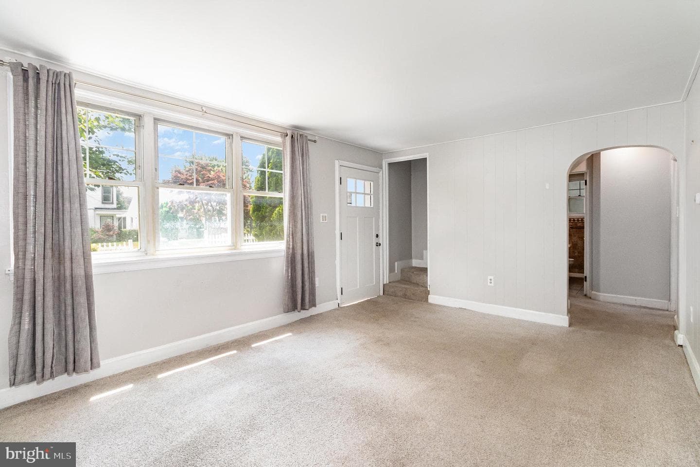5212 Locust Lane photo 11
