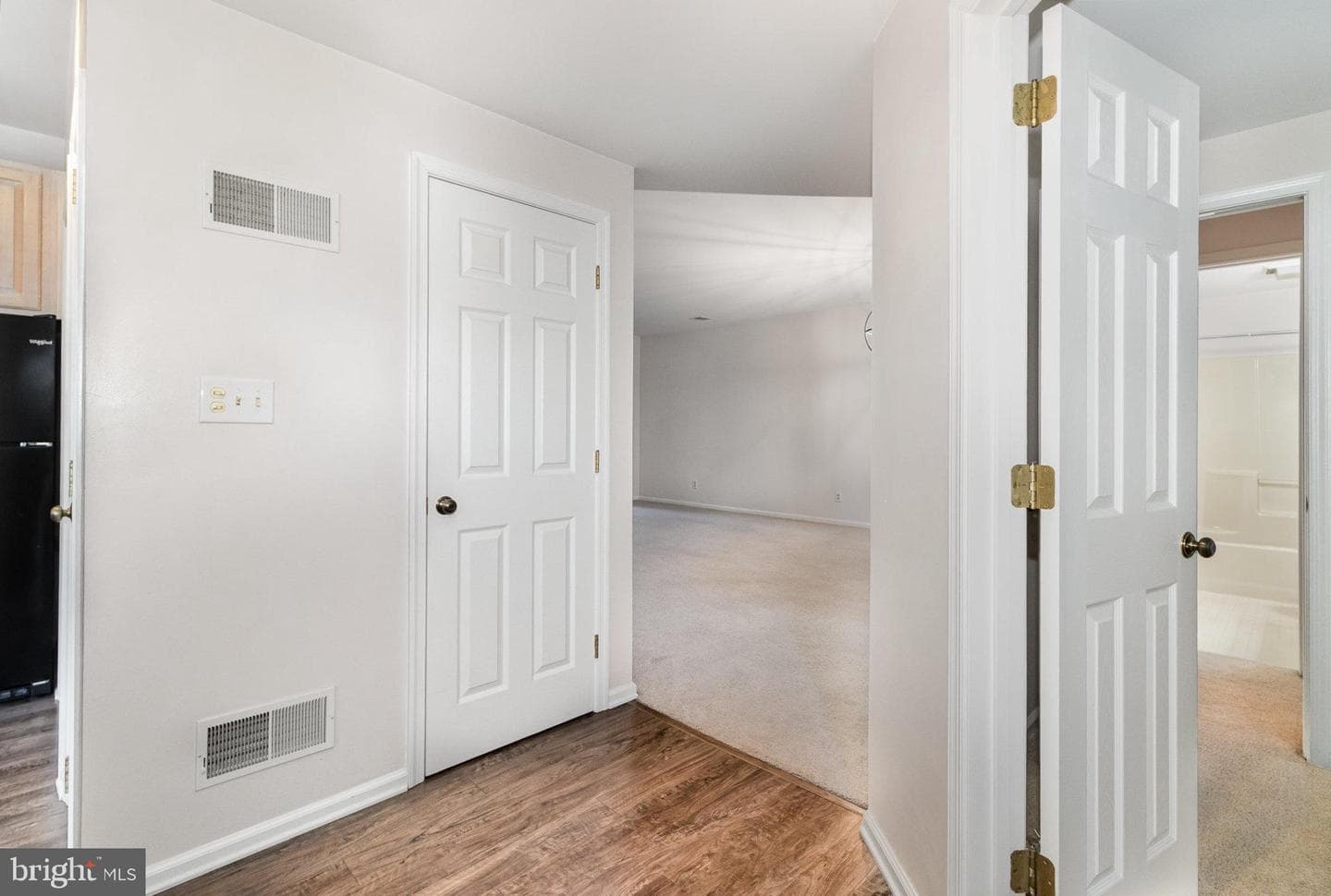 192 Crescent Drive photo 4