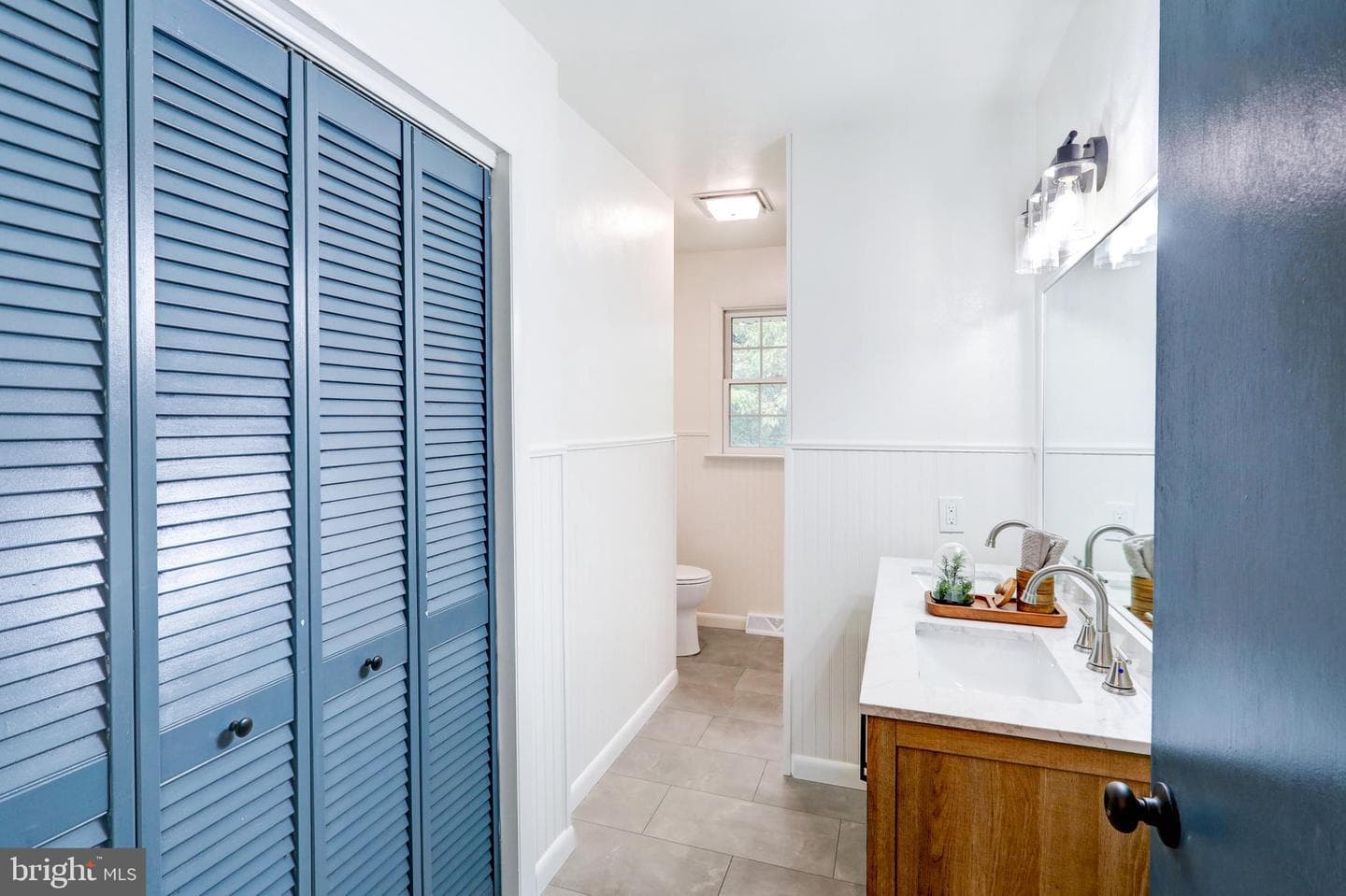 933 Byron Road photo 27