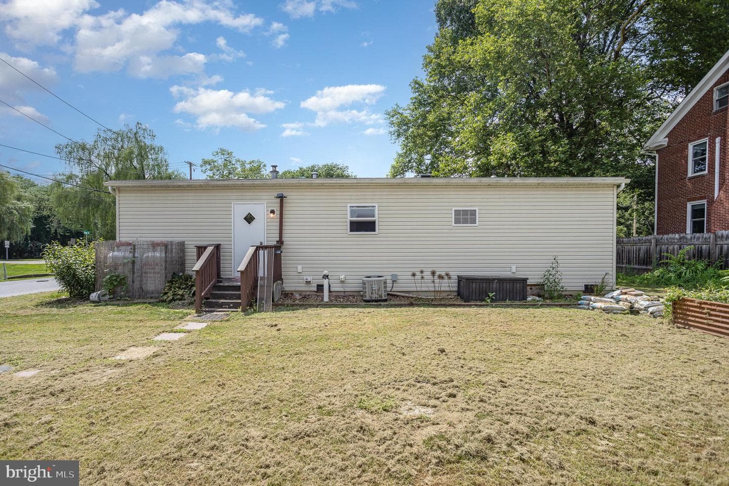 497 Middletown Road photo 20