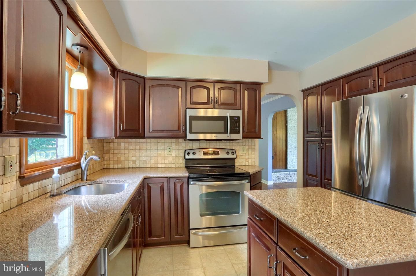 6790 Lehigh Avenue photo 13