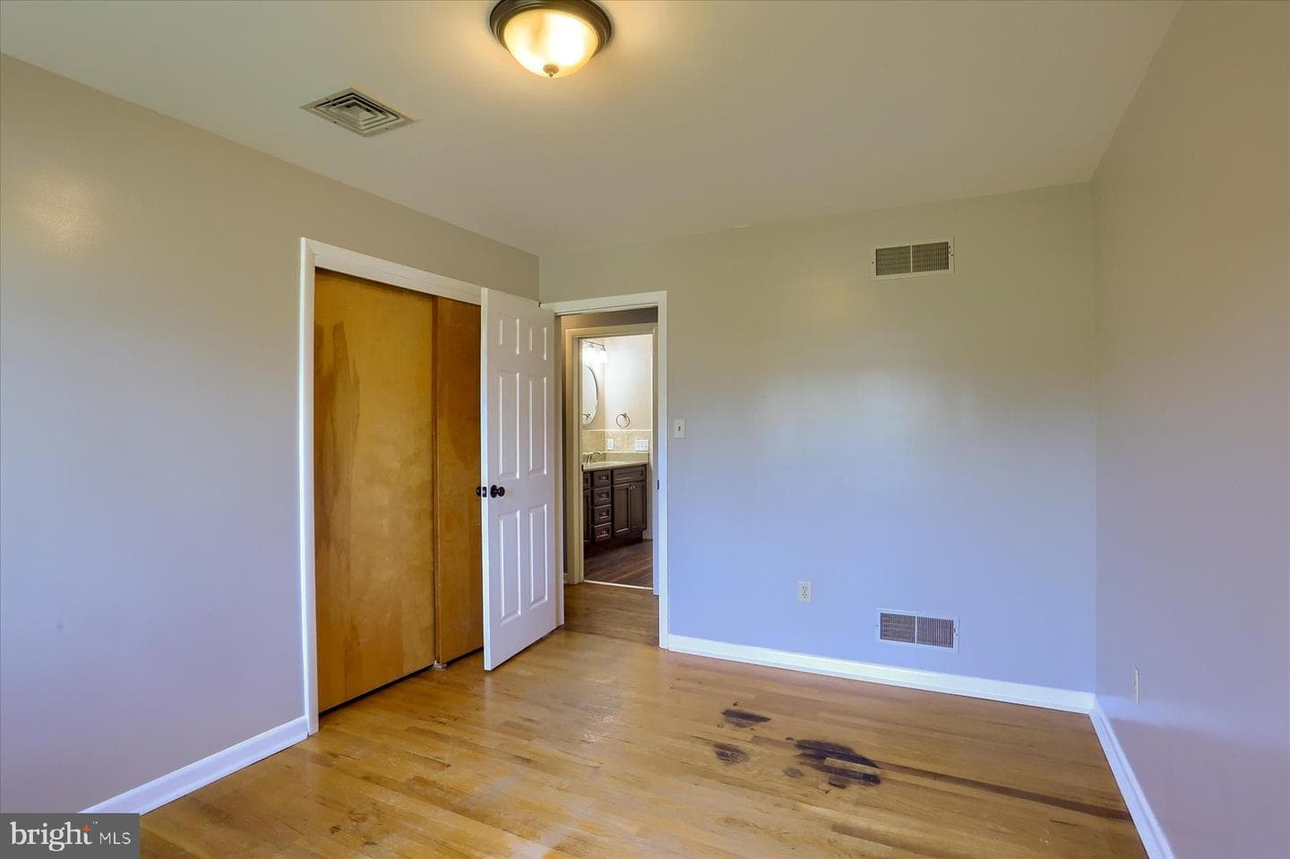 6790 Lehigh Avenue photo 18