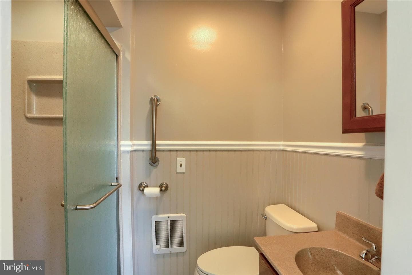 6790 Lehigh Avenue photo 21