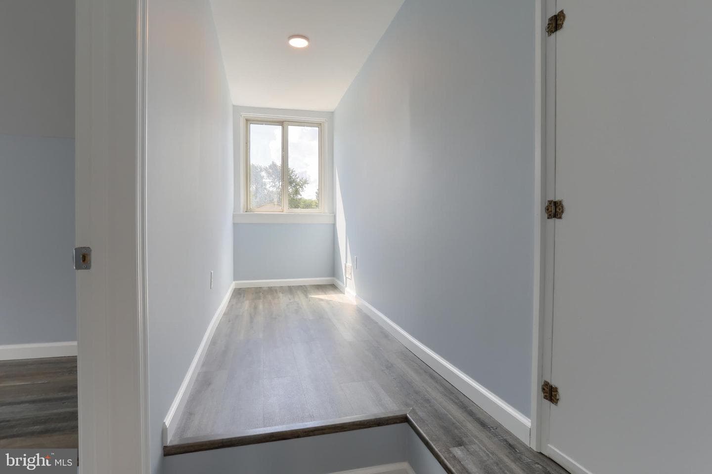 218 N Railroad Street photo 28