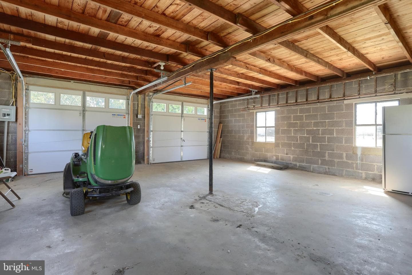 218 N Railroad Street photo 46